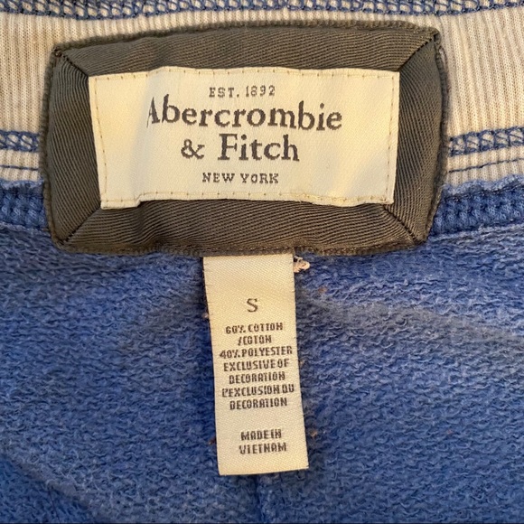 Abercrombie & Fitch comfy shorts - Picture 3 of 3